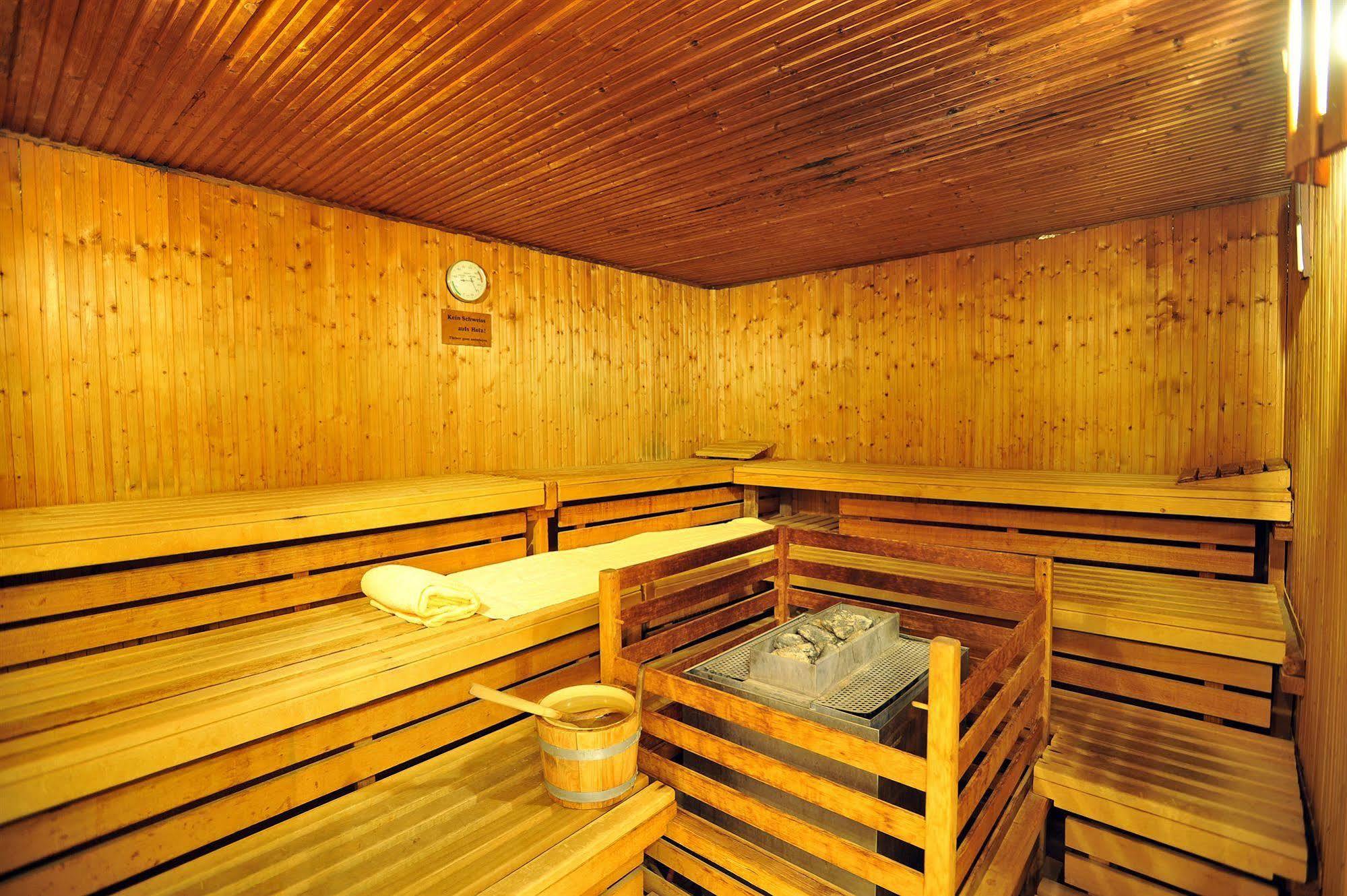 Ringhotel Giffels Goldener Anker Bad Neuenahr-Ahrweiler Luaran gambar