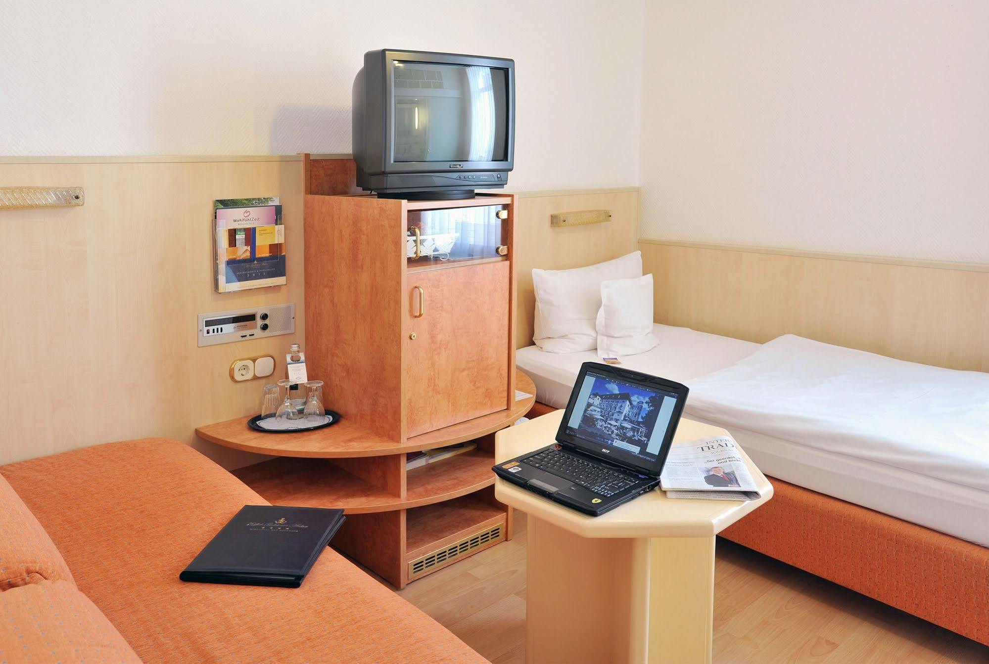 Ringhotel Giffels Goldener Anker Bad Neuenahr-Ahrweiler Luaran gambar