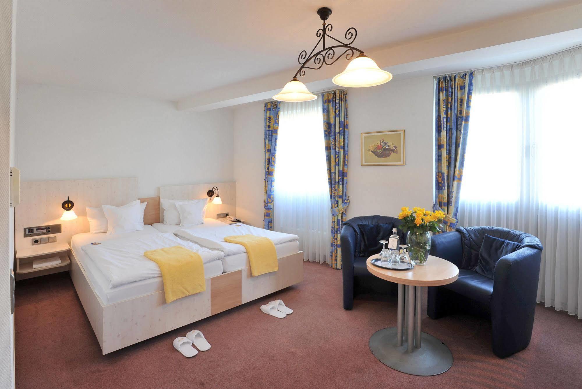 Ringhotel Giffels Goldener Anker Bad Neuenahr-Ahrweiler Luaran gambar
